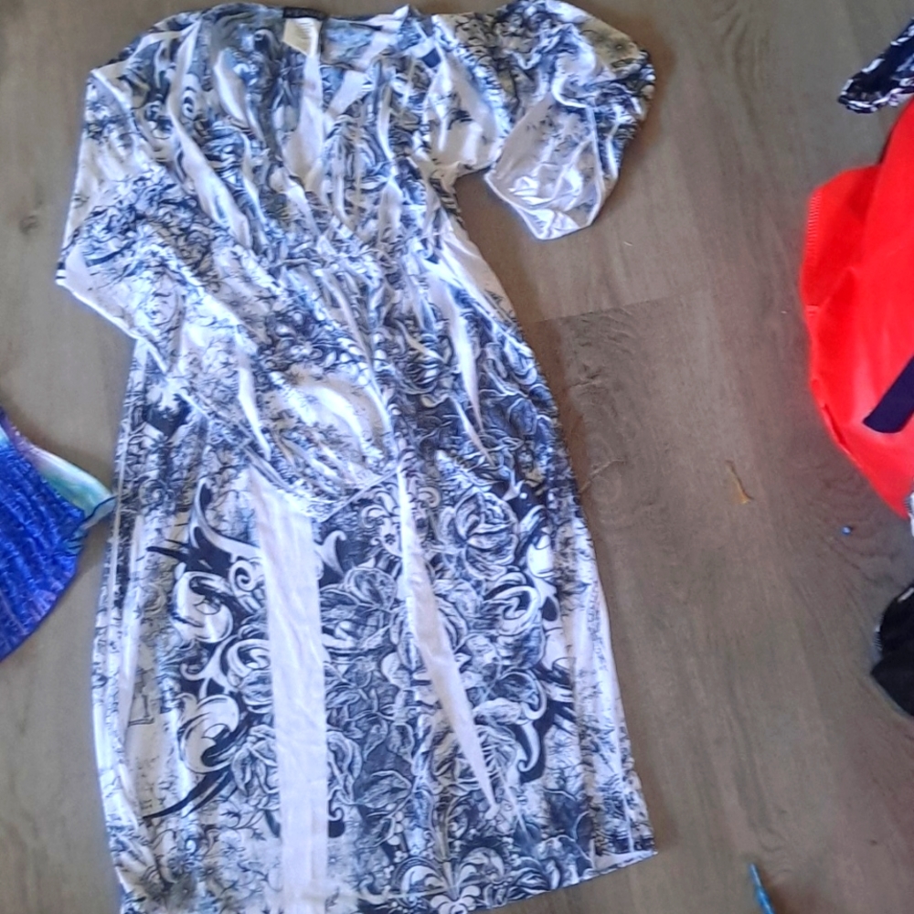 Dress size medium great shape